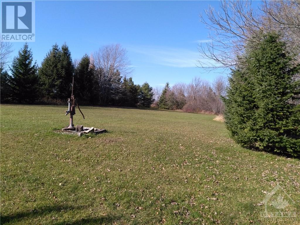 105 Dillabaugh Road, Mountain, Ontario  K0E 1S0 - Photo 6 - 1257393