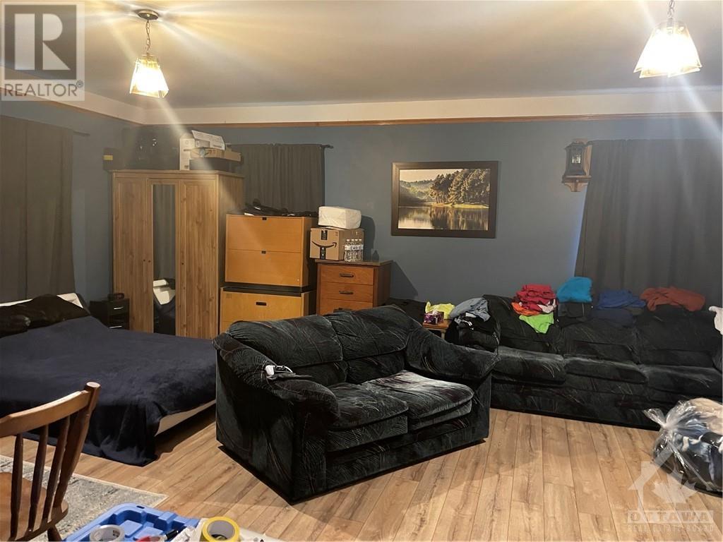 105 Dillabaugh Road, Mountain, Ontario  K0E 1S0 - Photo 8 - 1257393