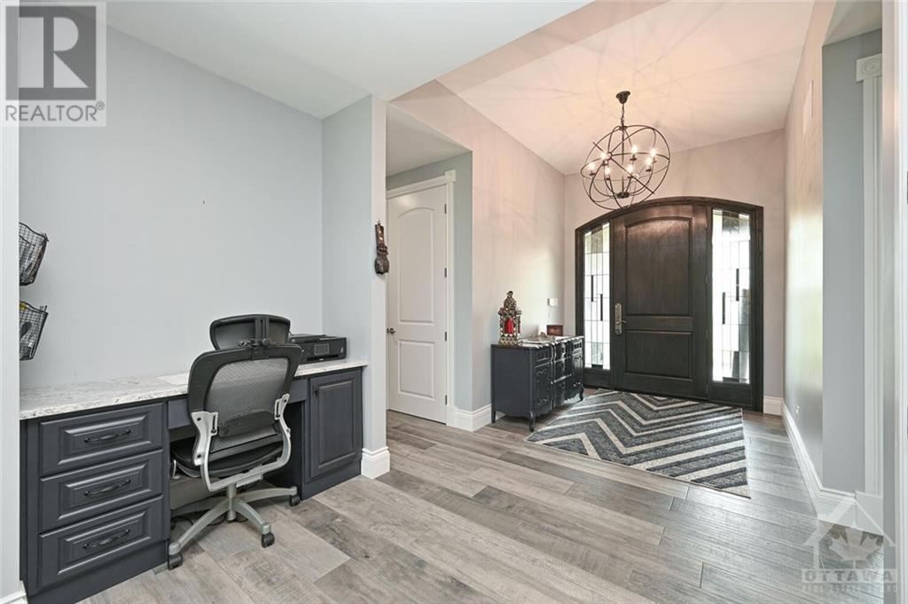 104 Golf Club Road, Smiths Falls, Ontario K7A 4S5 - Photo 4 - 1257255