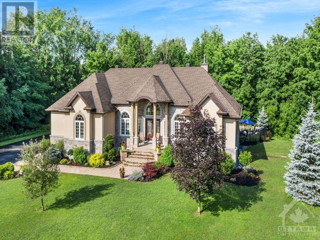2365 STONEY LANE, cumberland, Ontario