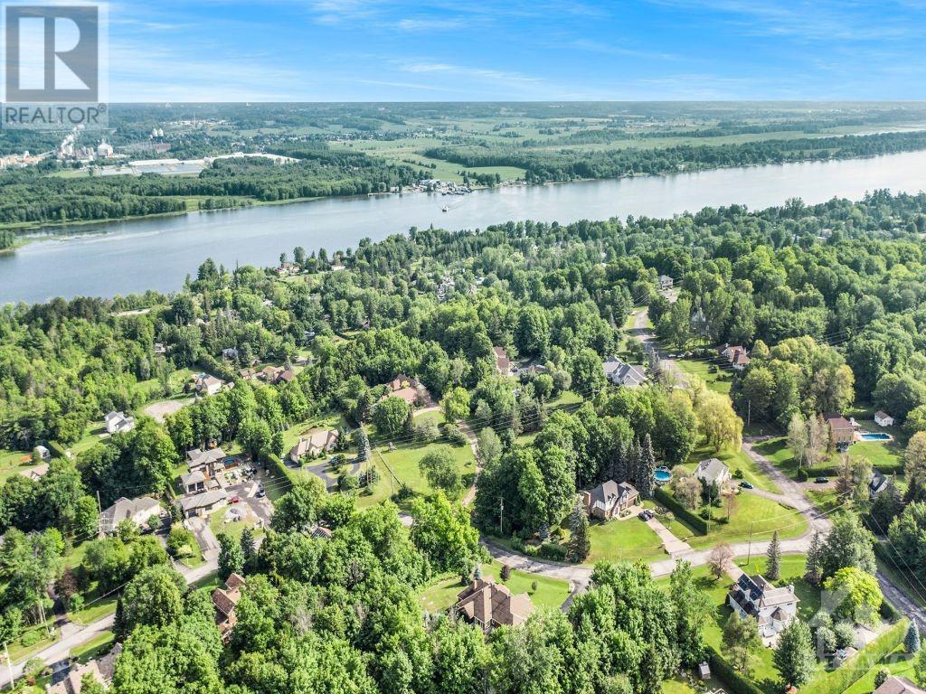 2365 Stoney Lane, Cumberland, Ontario K4C 1B9 - Photo 30 - 1257435