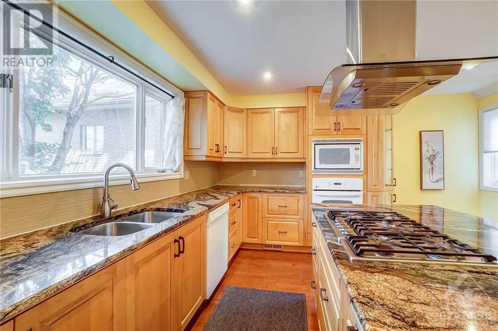 20 Rideauview Terrace, Ottawa, Ontario K2C 3R9 - Photo 4 - 1257452