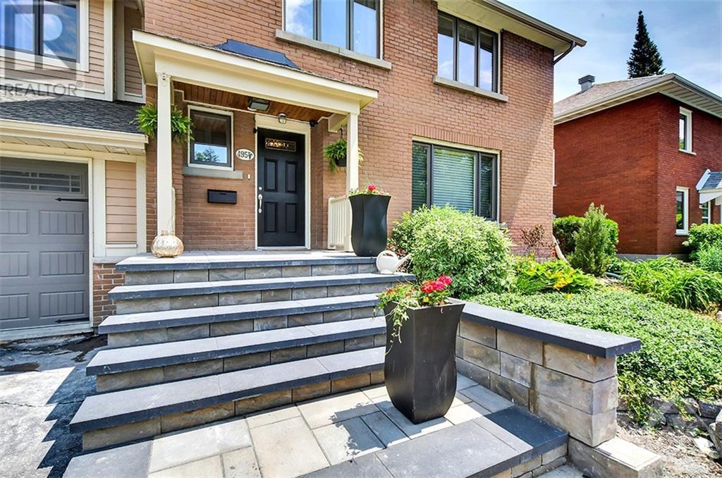 495 Mansfield Avenue, Ottawa, Ontario  K2A 2S8 - Photo 3 - 1257732