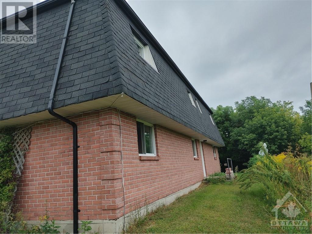 4330 Villa Drive S, Williamsburg, Ontario K0C 2H0 - Photo 2 - 1257550