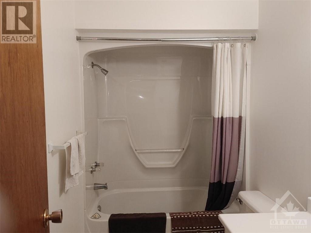 4330 Villa Drive S, Williamsburg, Ontario K0C 2H0 - Photo 22 - 1257550