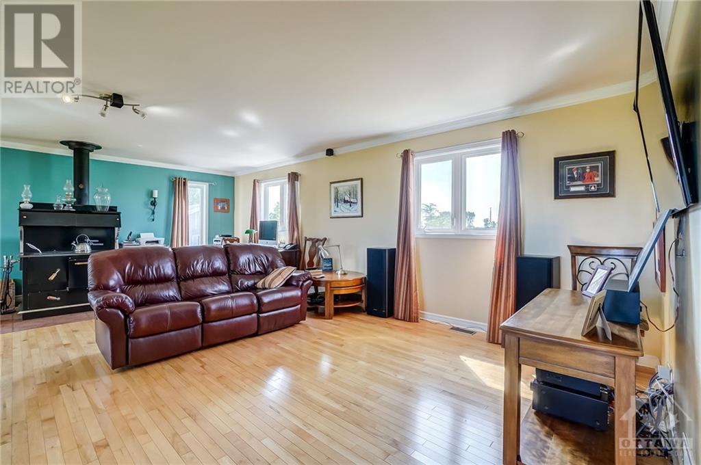 2301 Concession 1 Road, Plantagenet, Ontario K1B 1L0 - Photo 11 - 1253783