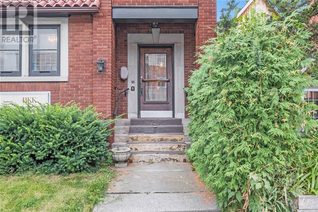 584 Somerset Street W, Ottawa, Ontario K1R 5K2 - Photo 4 - 1256403