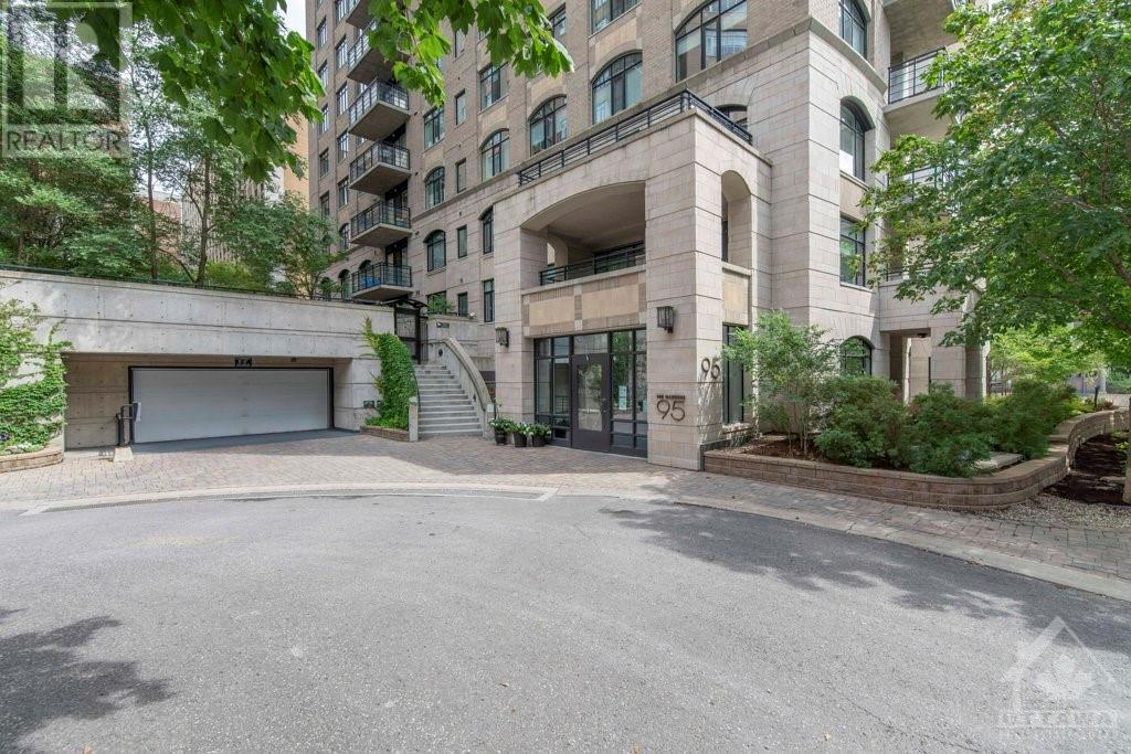 95 Bronson Avenue Unit#1504, Ottawa, Ontario K1R 1E2 - Photo 2 - 1258209
