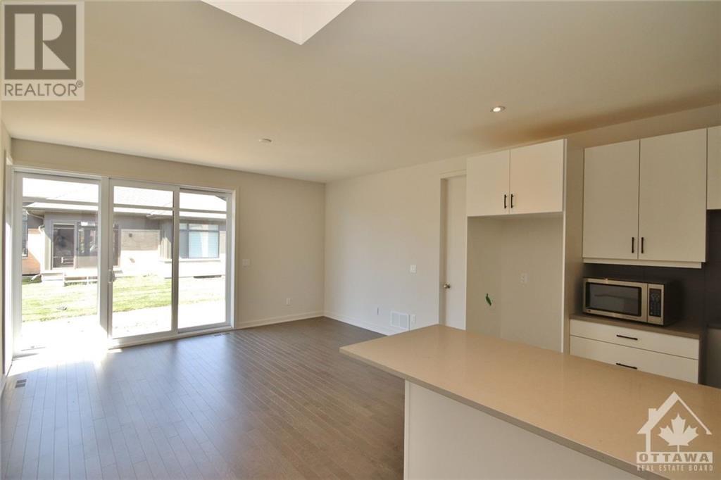 383 Shuttleworth Drive, Ottawa, Ontario K1T 0T5 - Photo 10 - 1258145
