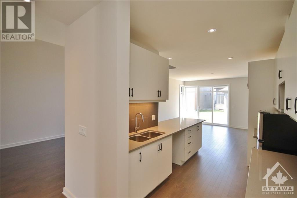 383 Shuttleworth Drive, Ottawa, Ontario K1T 0T5 - Photo 13 - 1258145