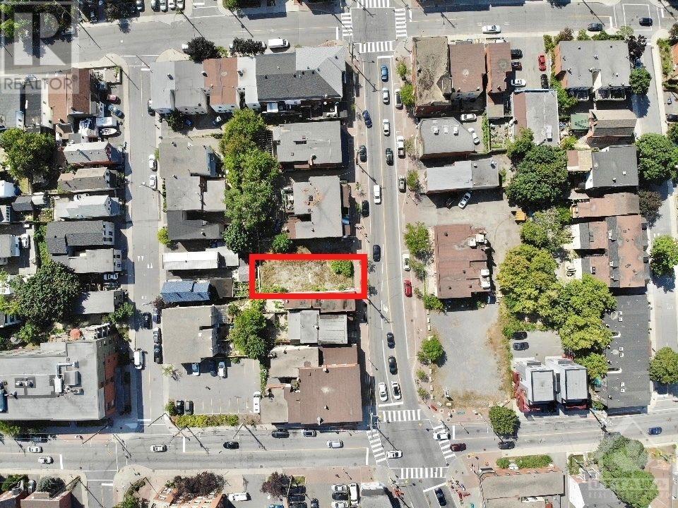 816 Somerset Street W, Ottawa, Ontario K1R 6R5 - Photo 2 - 1258473