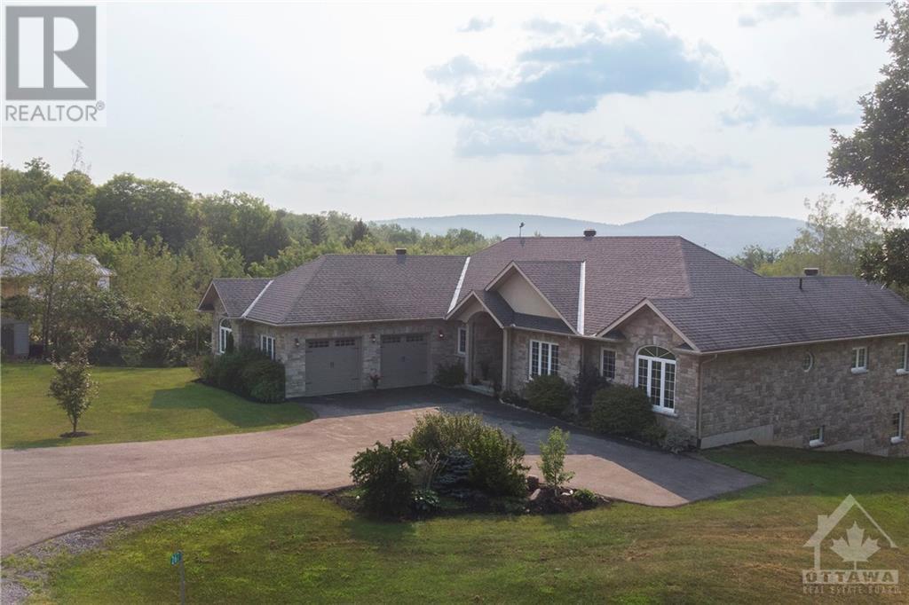 267 Pheasant Run, Calabogie, Ontario  K0J 1H0 - Photo 2 - 1258066