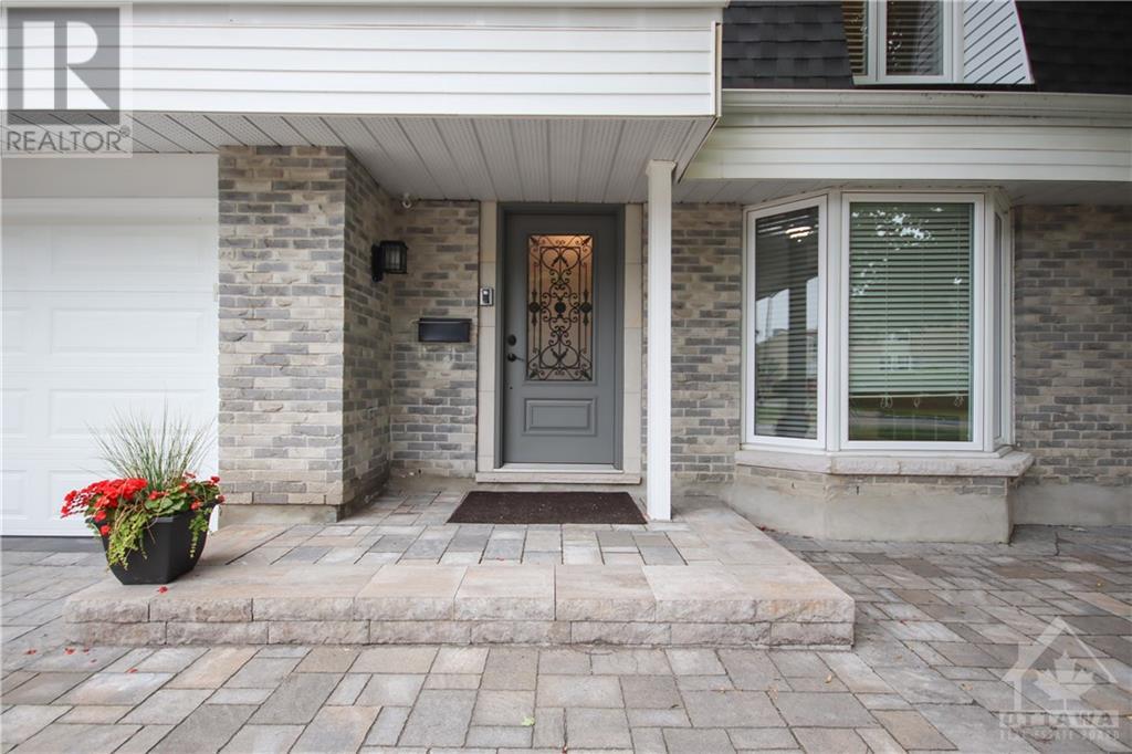 3438 Uplands Drive, Ottawa, Ontario  K1V 9M3 - Photo 2 - 1258316