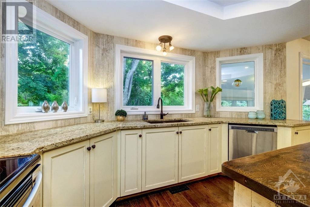 26 Beechfern Drive, Stittsville, Ontario K2S 1E3 - Photo 8 - 1258712