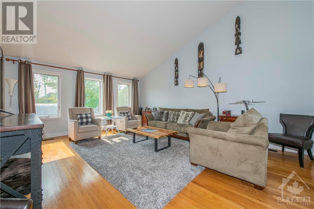 6463 Aston Road, Manotick, Ontario  K4M 1B3 - Photo 3 - 1258484