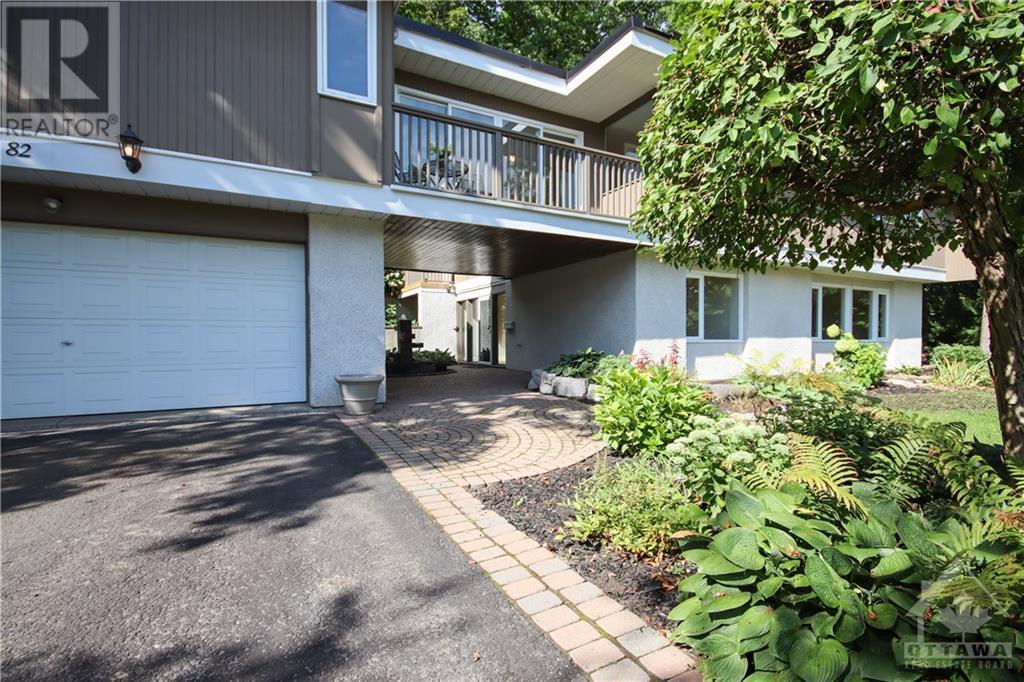 82 Rebecca Crescent, Ottawa, Ontario K1J 6C3 - Photo 2 - 1258478