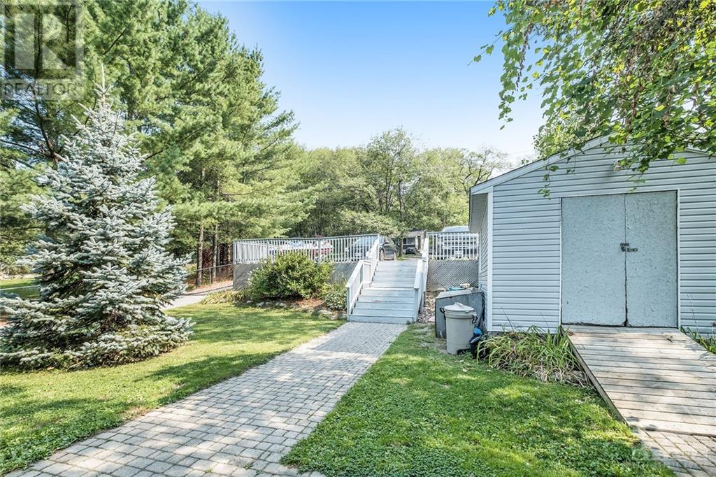 1206 Bayview Drive, Woodlawn, Ontario K0A 3M0 - Photo 3 - 1258726