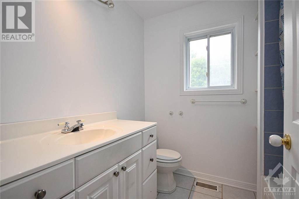 2476 Du Domaine Street, Gloucester, Ontario K4B 1H9 - Photo 24 - 1258942