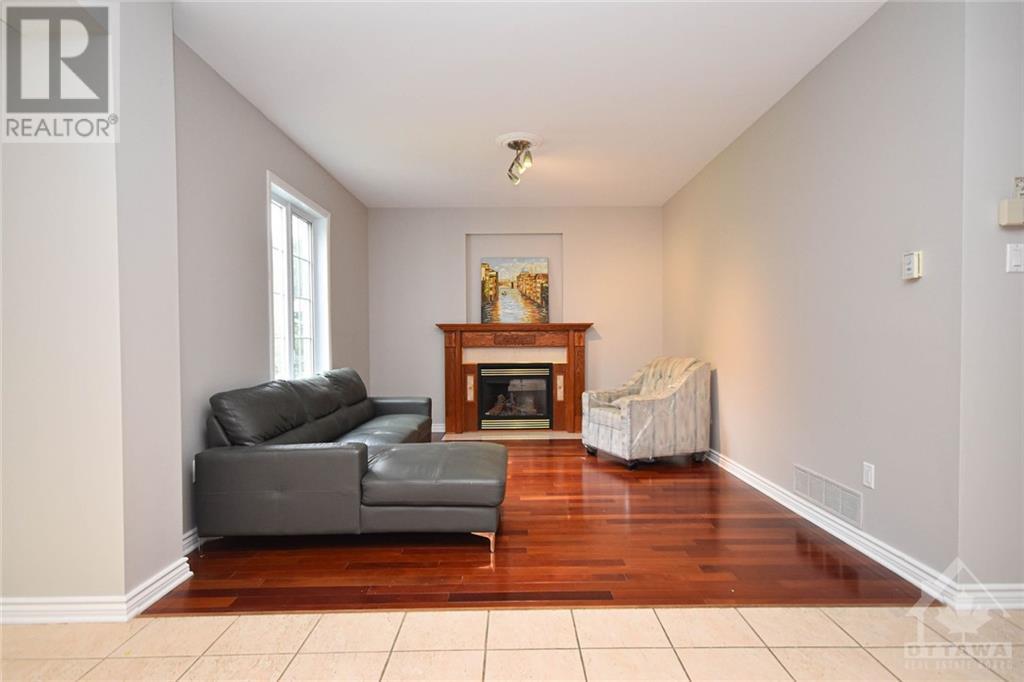 2476 Du Domaine Street, Gloucester, Ontario K4B 1H9 - Photo 9 - 1258942