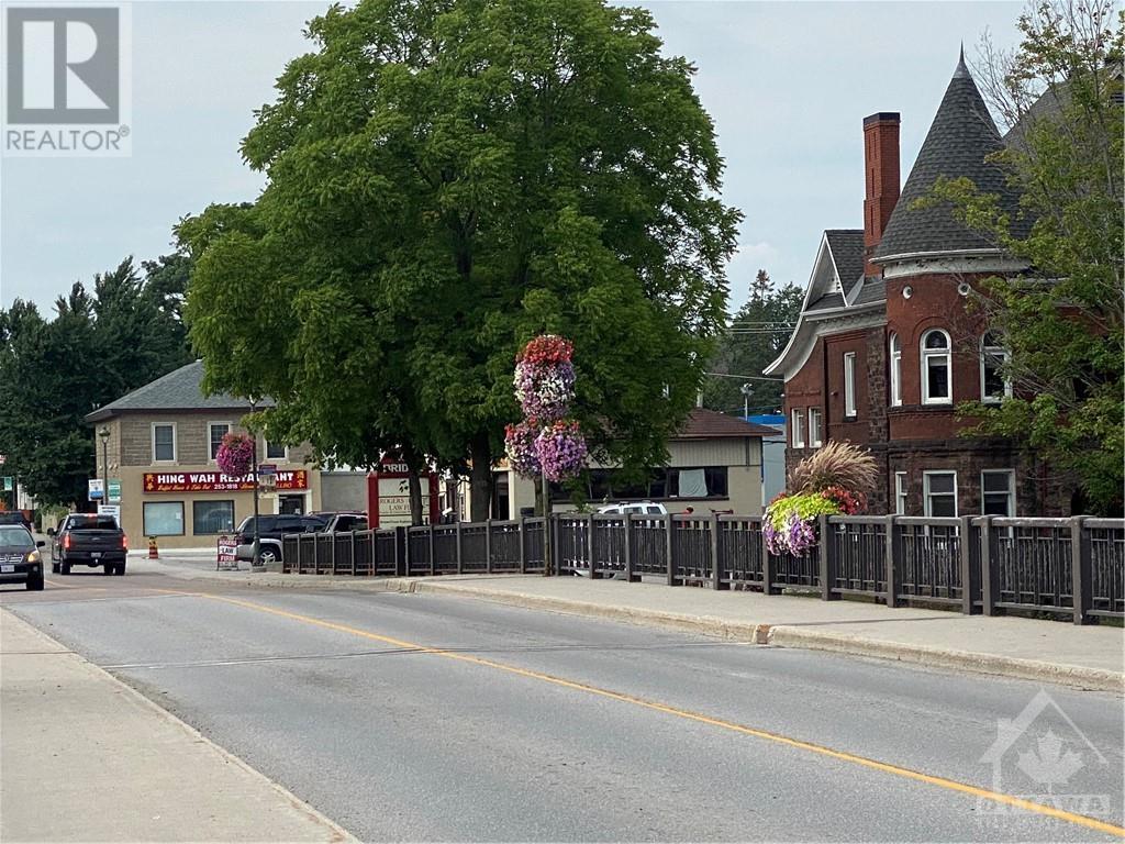 1 Bell Street, Carleton Place, Ontario K2E 7Z4 - Photo 8 - 1259051