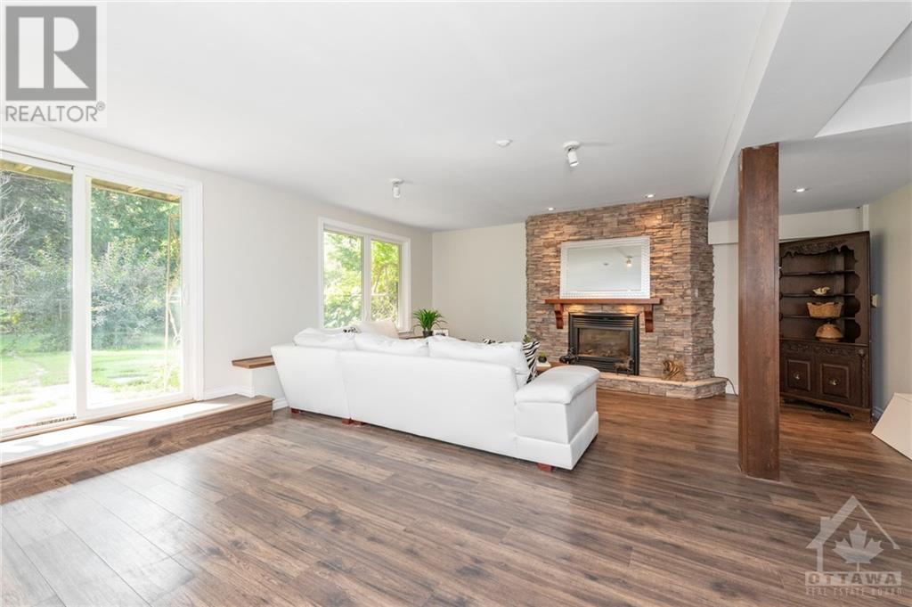 1894 Century Road W, Manotick, Ontario K0A 2T0 - Photo 15 - 1256623