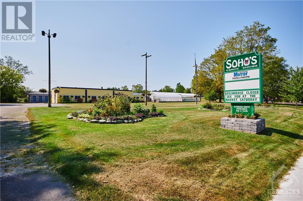 43 BEDFORD STREET, westport, Ontario