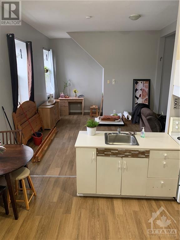 79 Bridge Street, Almonte, Ontario  K0A 1A0 - Photo 8 - 1259556