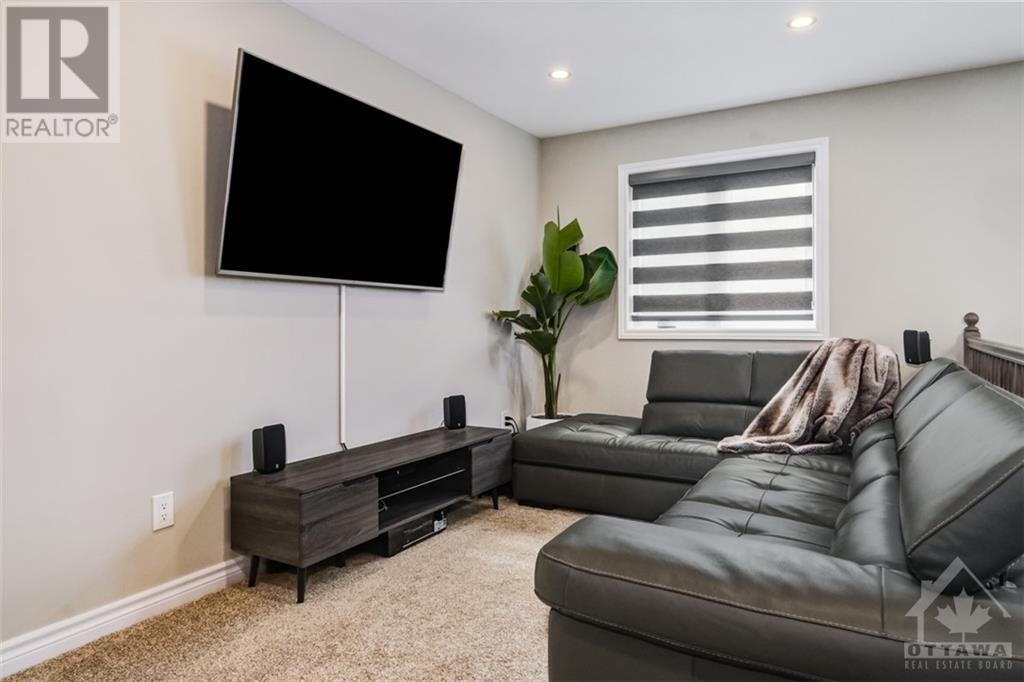 652 Eagle Crest Heights, Ottawa, Ontario  K2S 1G6 - Photo 13 - 1259513