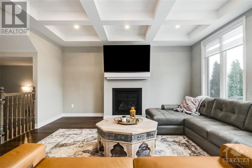 652 Eagle Crest Heights, Ottawa, Ontario  K2S 1G6 - Photo 5 - 1259513