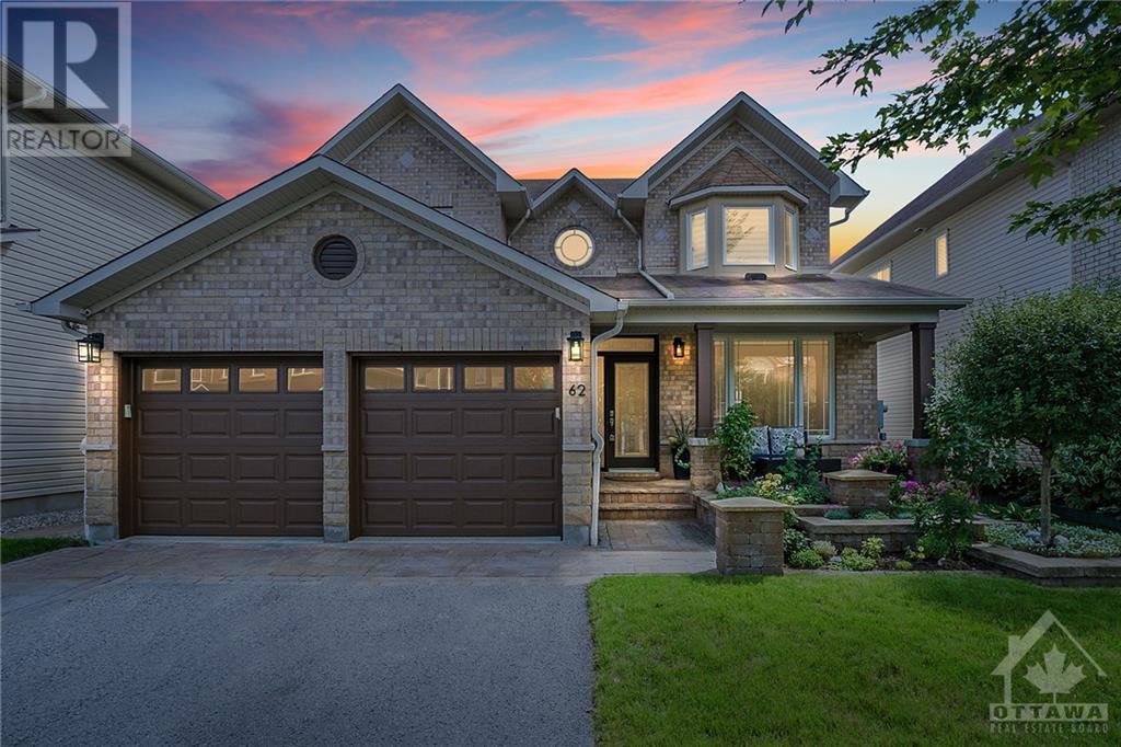 62 DRAGON PARK DRIVE, nepean, Ontario