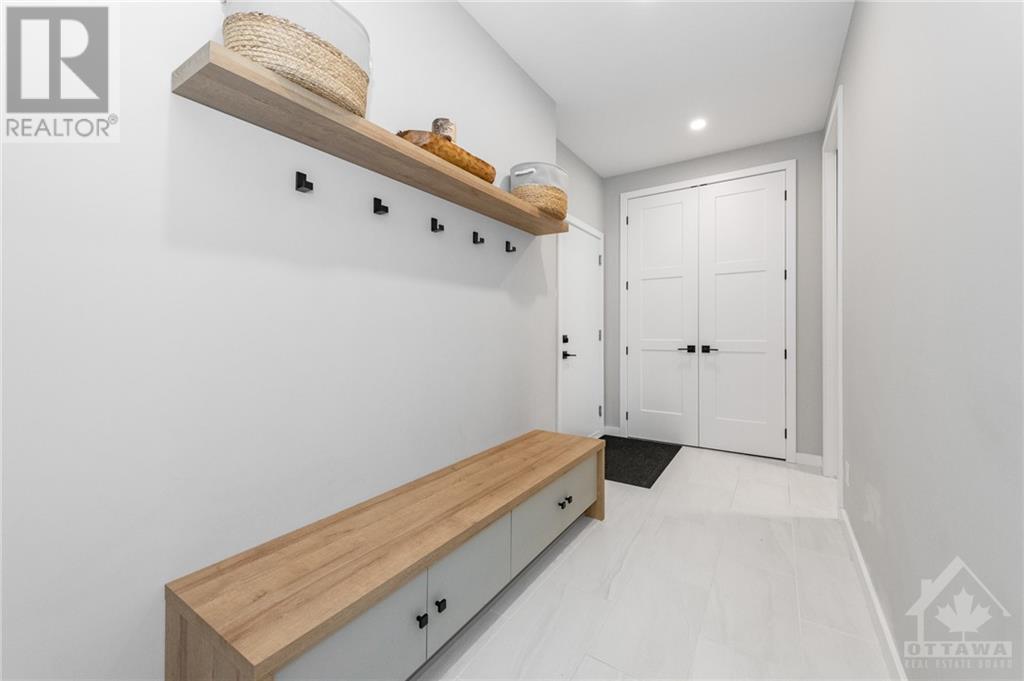 1663 Athans Avenue, Ottawa, Ontario  K1T 1K9 - Photo 12 - 1259741