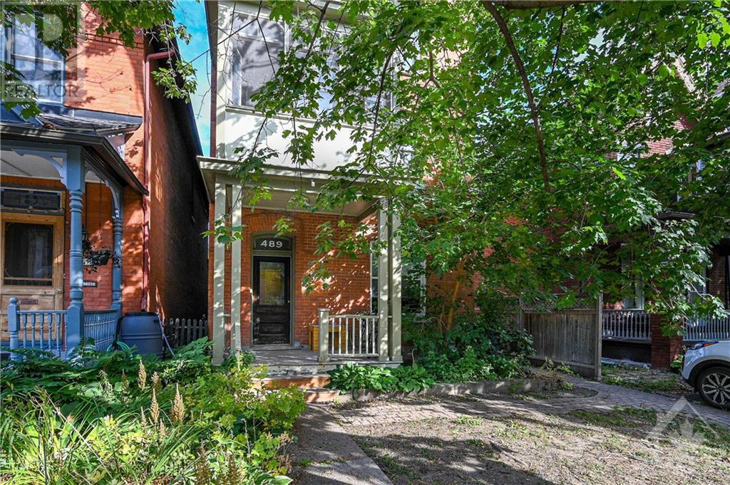 489 COOPER STREET, ottawa, Ontario