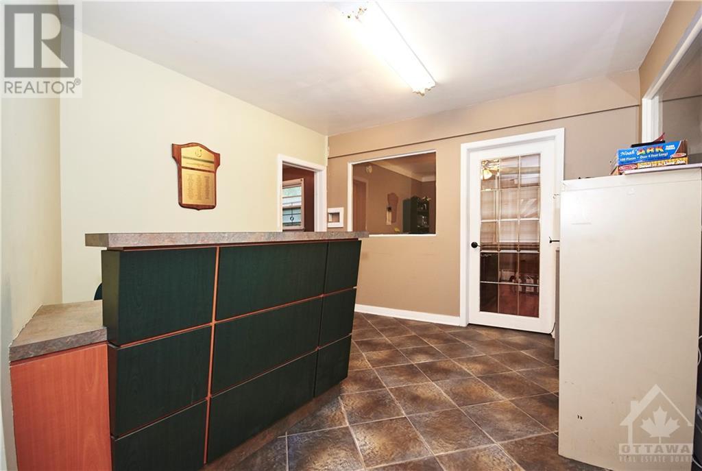 1161 Cyrville Road, Ottawa, Ontario K1J 7S6 - Photo 3 - 1259955