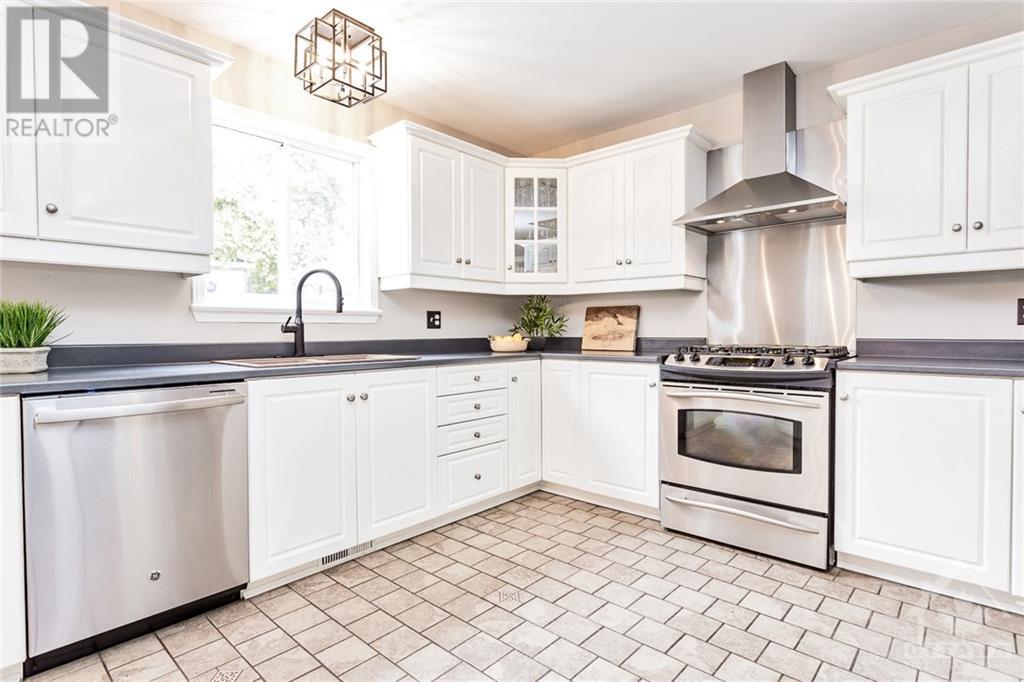 13 Kyle Avenue, Stittsville, Ontario K2S 1G8 - Photo 11 - 1259454