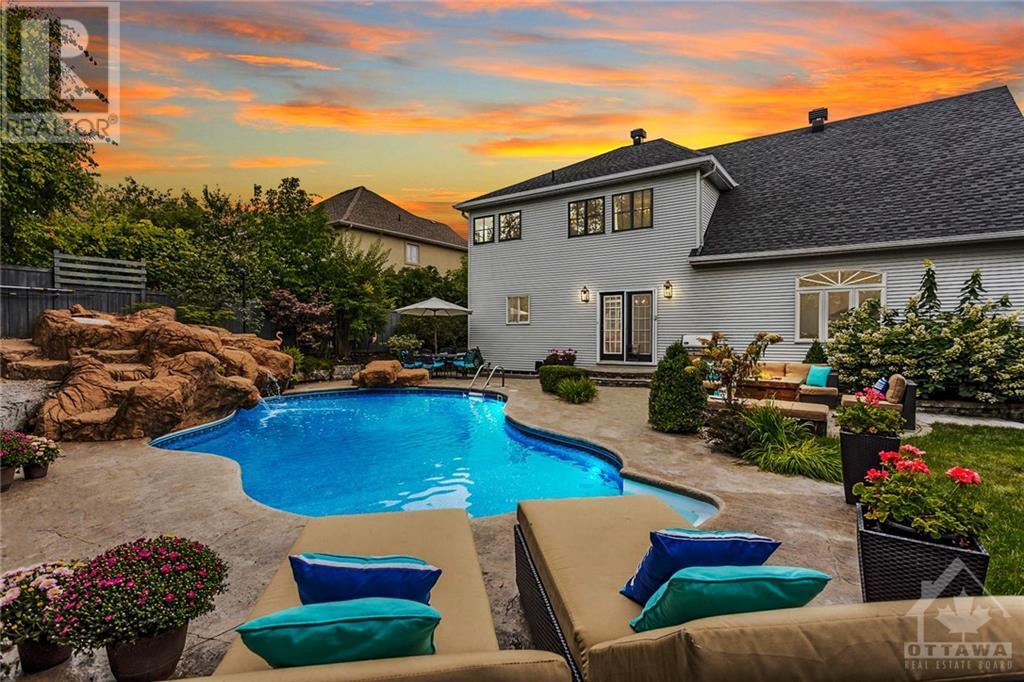 13 Kyle Avenue, Stittsville, Ontario K2S 1G8 - Photo 2 - 1259454