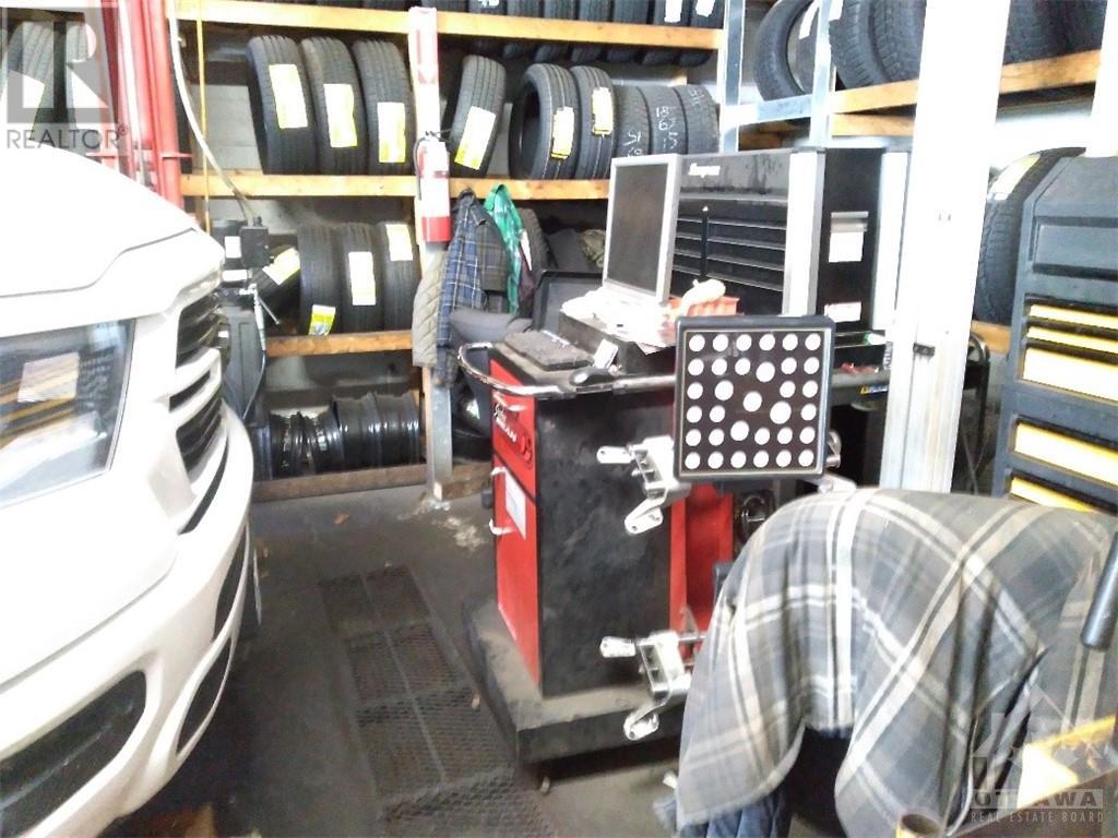 2006 St Joseph Boulevard, Ottawa, Ontario K1C 1E6 - Photo 17 - 1260066