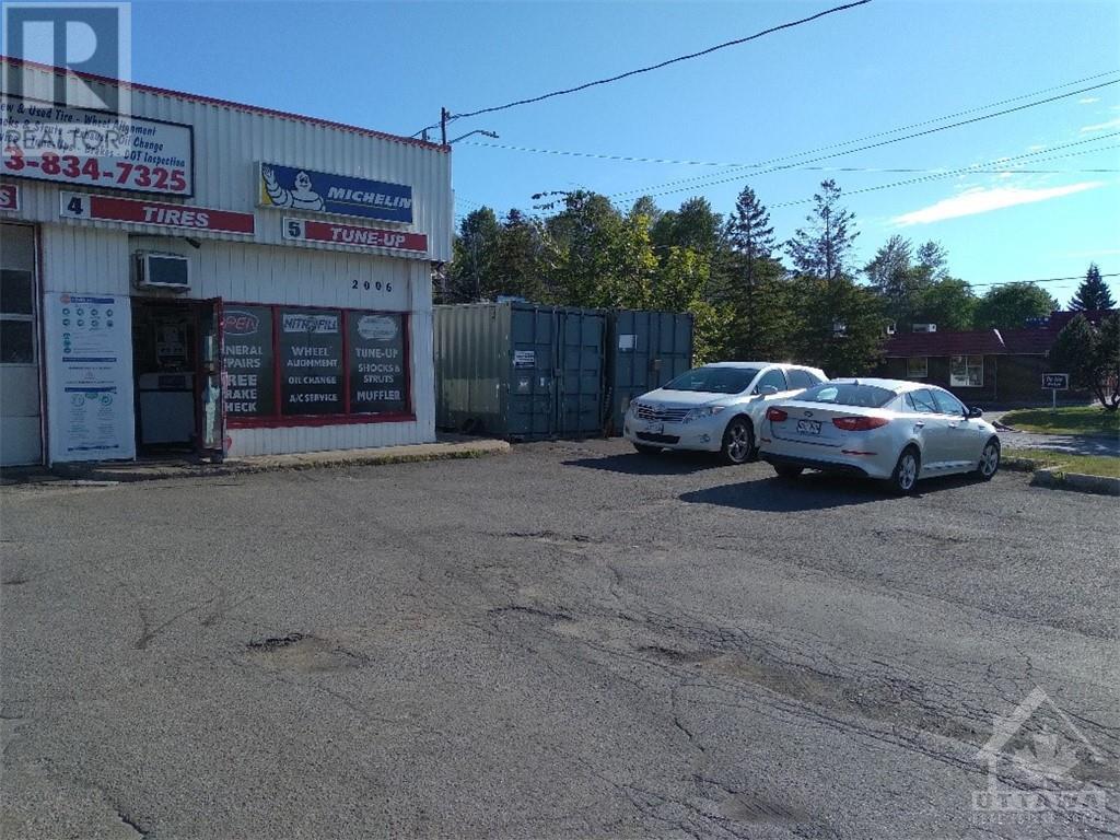 2006 St Joseph Boulevard, Ottawa, Ontario K1C 1E6 - Photo 3 - 1260066