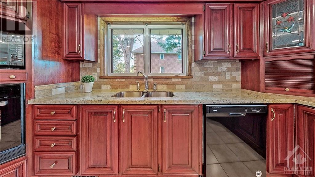 6298 Emerald Links Drive, Ottawa, Ontario K4P 1M4 - Photo 9 - 1259825