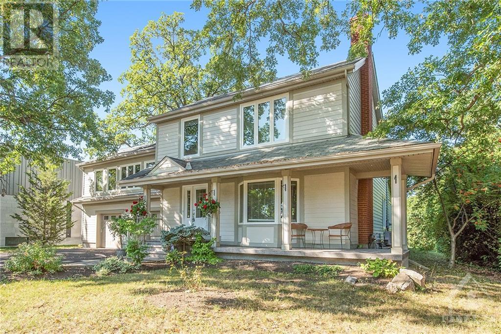 928 Muskoka Avenue, Ottawa, Ontario K2A 3H9 - Photo 2 - 1259874