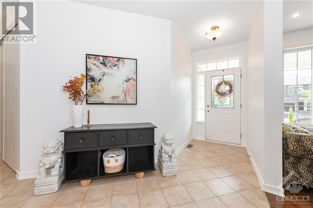 35 Keighley Circle, Kanata, Ontario K2K 3H8 - Photo 4 - 1259205