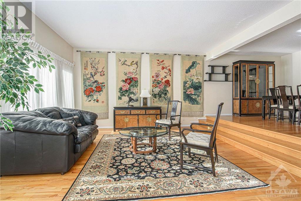 141 Mcgillivray Street, Ottawa, Ontario K1S 1K5 - Photo 2 - 1260115