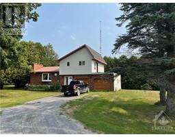 1864 MANOTICK STATION ROAD, ottawa, Ontario