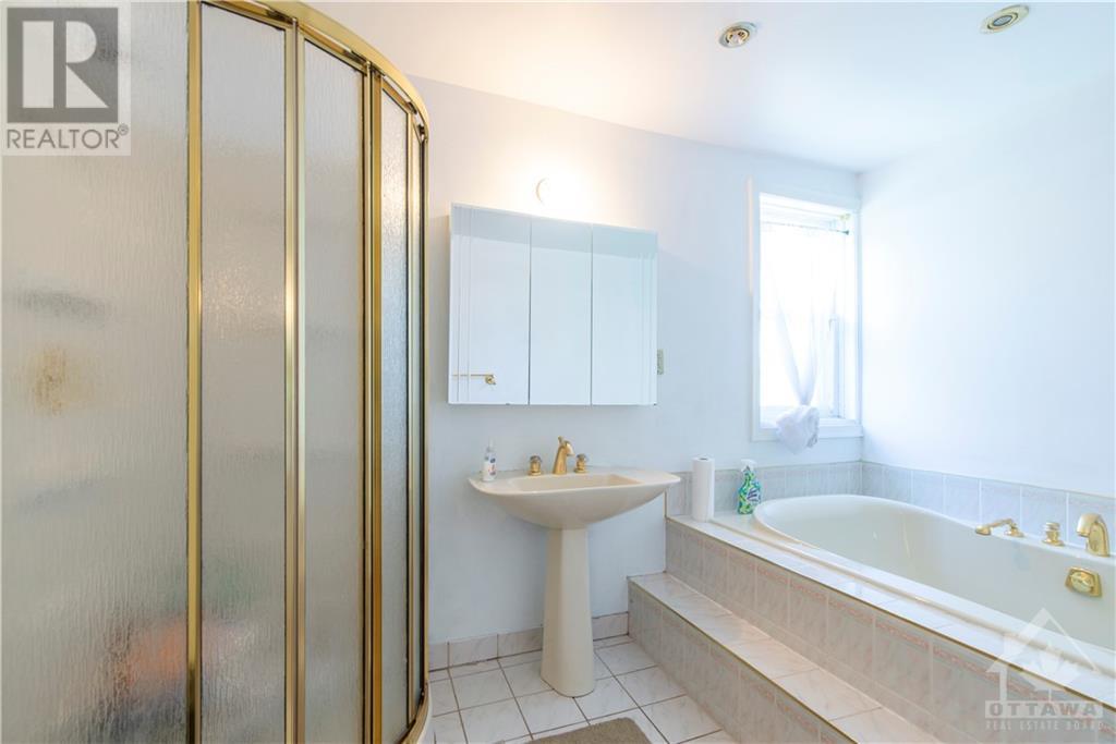 884 Byron Avenue, Ottawa, Ontario K2A 0J1 - Photo 10 - 1260501