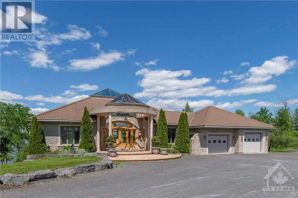 3213 OLD HWY 17 HIGHWAY, rockland, Ontario