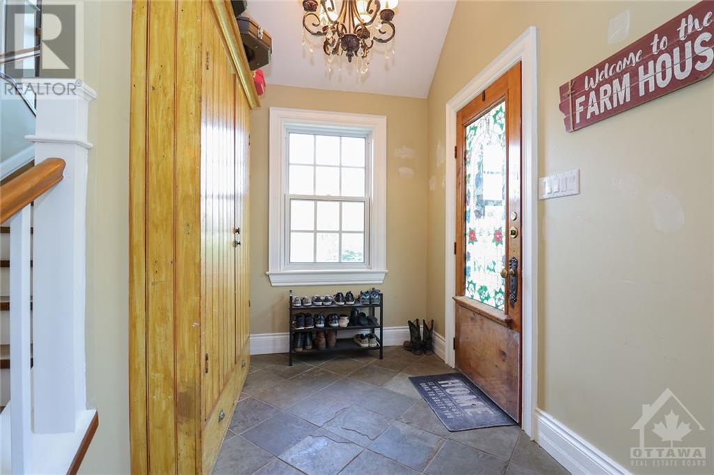 127 Bellamy Road, Pakenham, Ontario K0A 2X0 - Photo 2 - 1257898