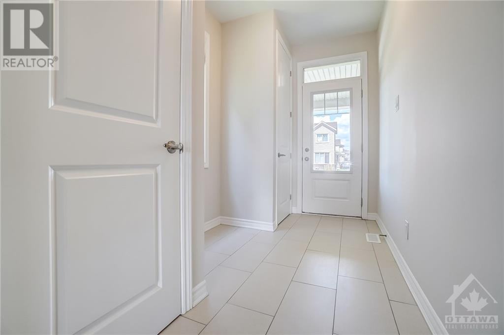 662 Continental Avenue, Ottawa, Ontario K2S 1B6 - Photo 4 - 1260894