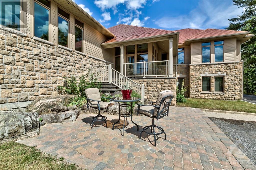 1110 Huntmar Drive, Ottawa, Ontario K0A 1L0 - Photo 2 - 1260168