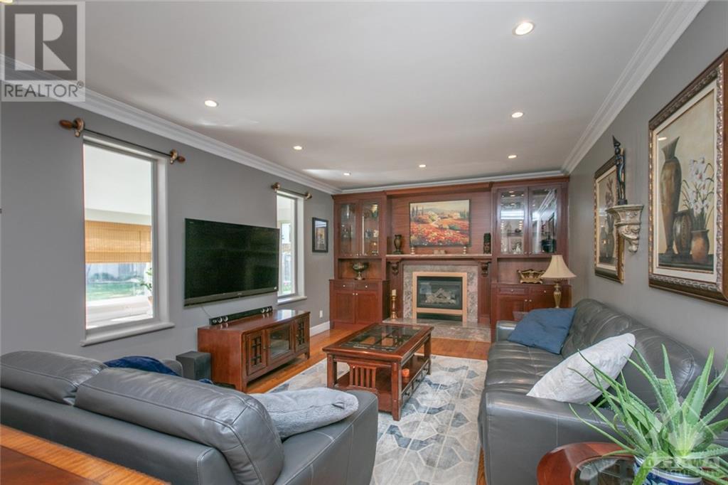 19 Campfield Court, Ottawa, Ontario K2E 7X8 - Photo 11 - 1260873