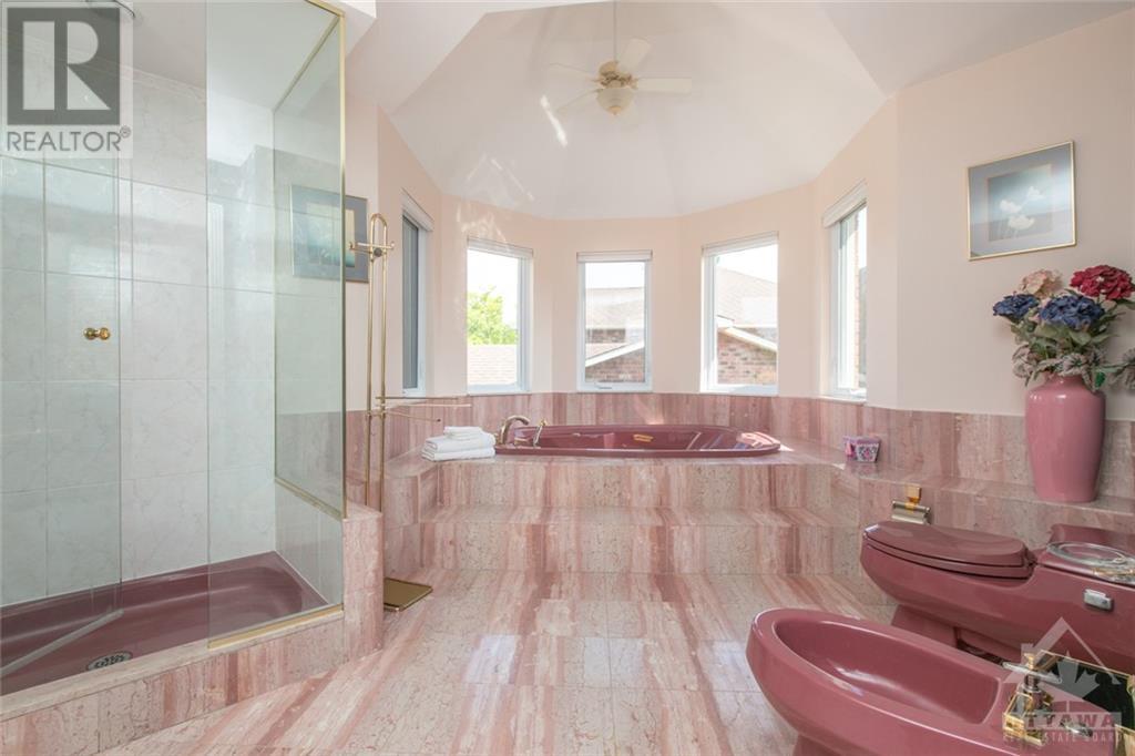 19 Campfield Court, Ottawa, Ontario K2E 7X8 - Photo 18 - 1260873