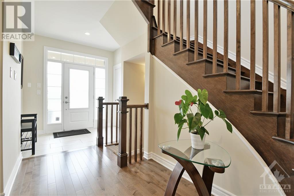 716 Breakstone Road, Ottawa, Ontario K2J 6H2 - Photo 2 - 1260712